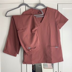 Figs Scrub Set LIMITED EDITION COLOR (PETITE)